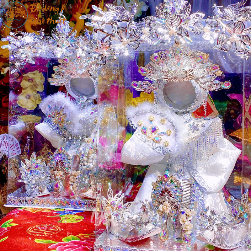 Bộ mã trắng dâng Cô Bơ LYO-053