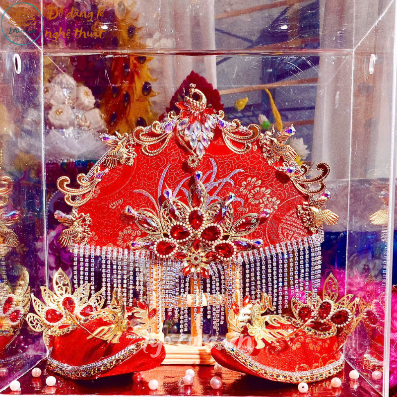 Bộ mũ hài đỏ dâng chầu Bà LYO-054