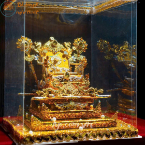 Ngai Quan Hoàng Mười LYO-058